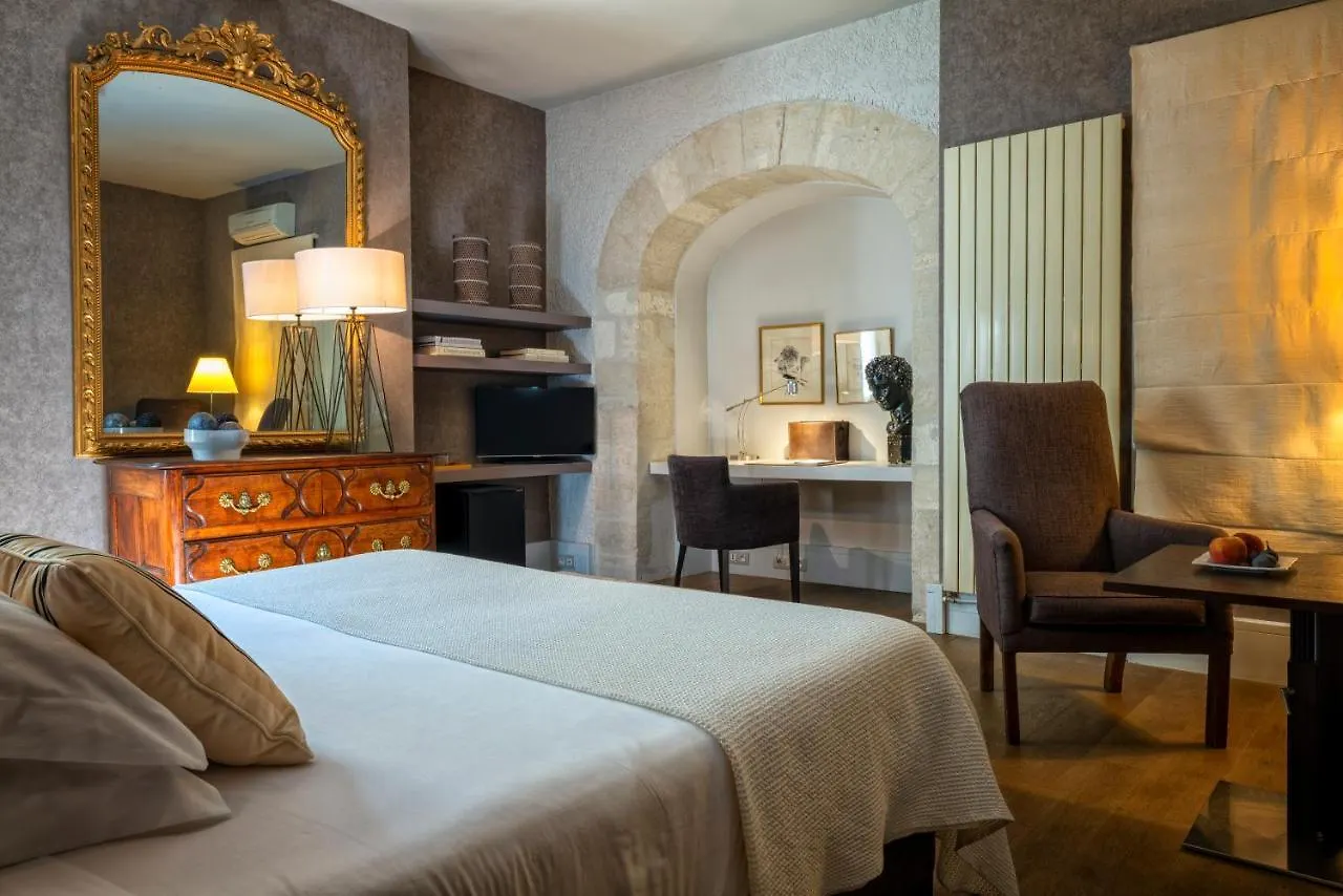 Le Prieure Hotel Villeneuve-lès-Avignon
