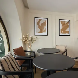 Elysee Secret Hotel